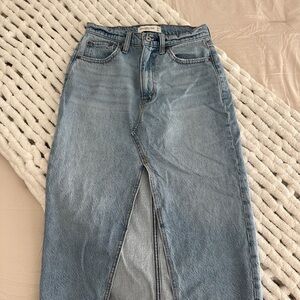 Abercrombie & Fitch Light Blue High-Rise Denim Skirt with Front Slit
